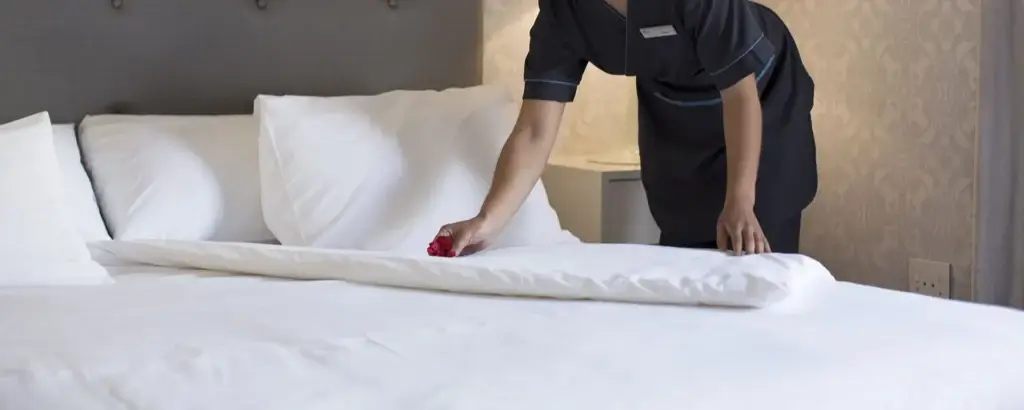 pulizie camere albergo come funziona